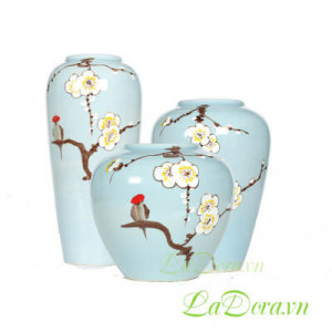 bình gốm thủ công hoa mai trắng