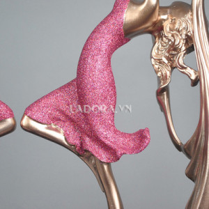 Bán đồ trang trí phòng khách tại Ladora