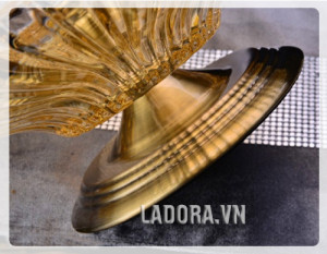 đĩa hoa quả trang trí bàn tại Ladora.vn