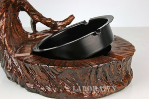 Gạt tàn báo đốm Đồ trang trí bàn làm việc, bàn phòng khách độc đáo