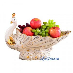 Đồ trang trí bàn ăn sang trọng và đẳng cấp đĩa đựng trái cây chim công tại ladora.com.vn