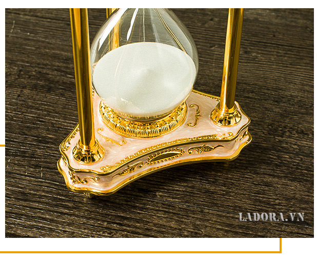 đồng hồ cát trang trí tại ladora shop ở hà nội