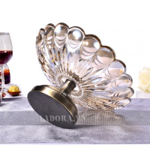 đồ trang trí bàn phòng khách tại Ladora.vn