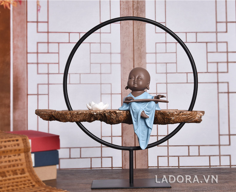 tượng trang trí phòng khách tại ladora shop