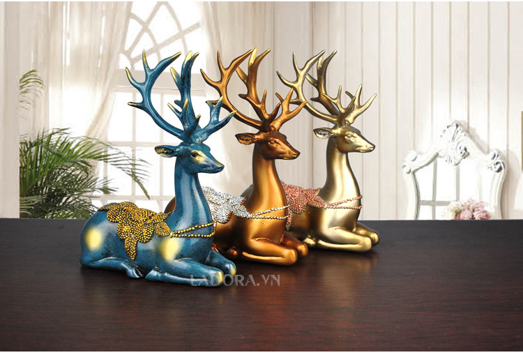 Cặp hươu tài lộc tại Ladora Shop