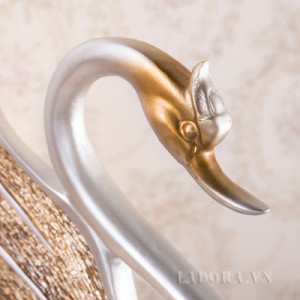 Cặp thiên nga trang trí tại LaDora.vn