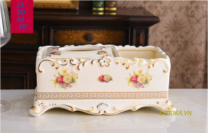 Trang trí bàn ăn đẹp với Ladora.vn