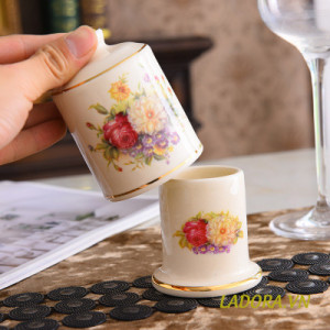 Trang trí bàn ăn đẹp với Ladora.vn