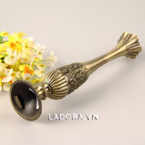 bình hoa cổ điển tại Ladora.vn