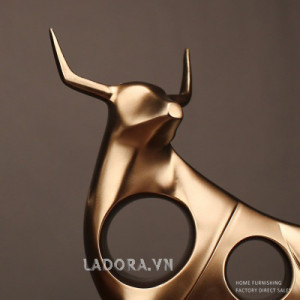 Con vật trang trí bàn tại ladora.com.vn