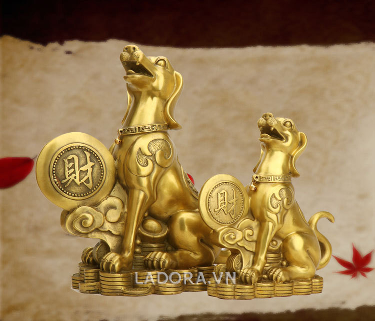 tượng chó bằng đồng có ý nghĩa phong thủy tại ladora.com.vn