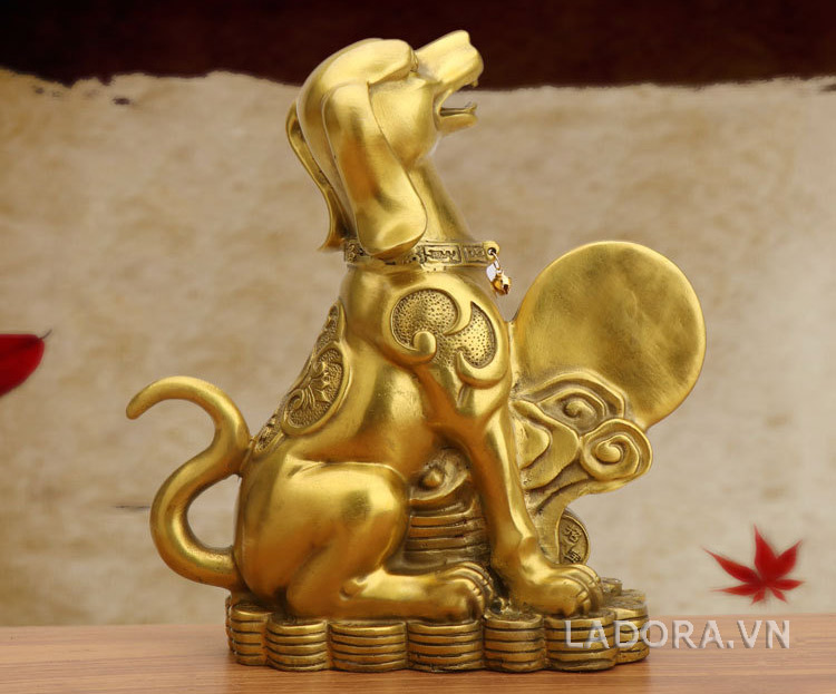 tượng chó xua đuổi tà ma