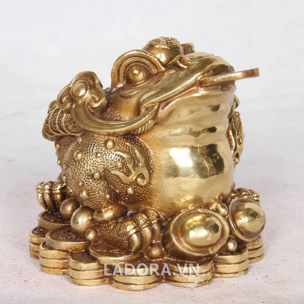 đồ vật trang trí bàn làm việc