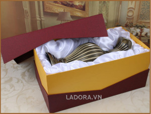 mua bình hoa đẹp ở hà nội tại Ladora.vn