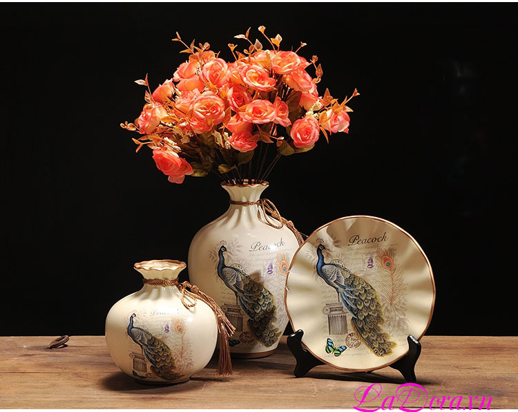 quà tặng sinh nhật cho mẹ bộ bình gốm con chim công tại ladora shop