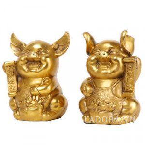Tượng heo trang trí tại ladora