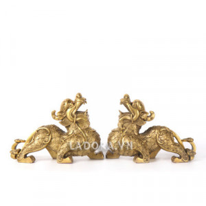 tượng tỳ hưu bằng đồng đem lại tài lộc và bình an - ladora shop