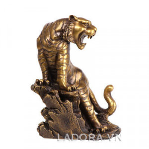 tượng hổ tại ladora được đúc đồng tinh xảo