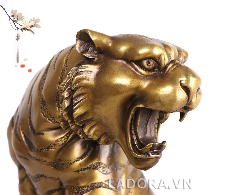 con hổ là biểu tượng của vương quyền