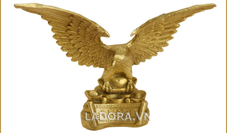 Đại bàng là biểu tượng cho sự vươn lên trong khó khăn