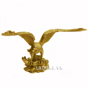 tượng đại bàng trang trí bàn làm việc tại ladora
