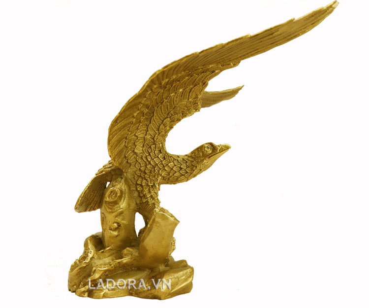 chim đại bàng là biểu tượng cho các anh hùng vĩ đại