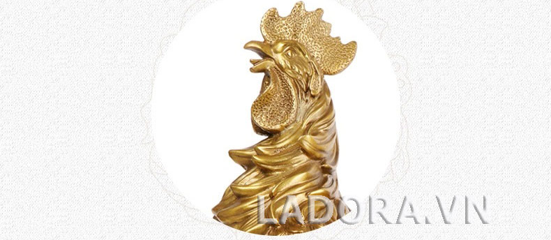 quà tặng ý nghĩa với tượng gà trống tại ladora