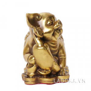 tượng con lợn để bàn phong thủy tại ladora