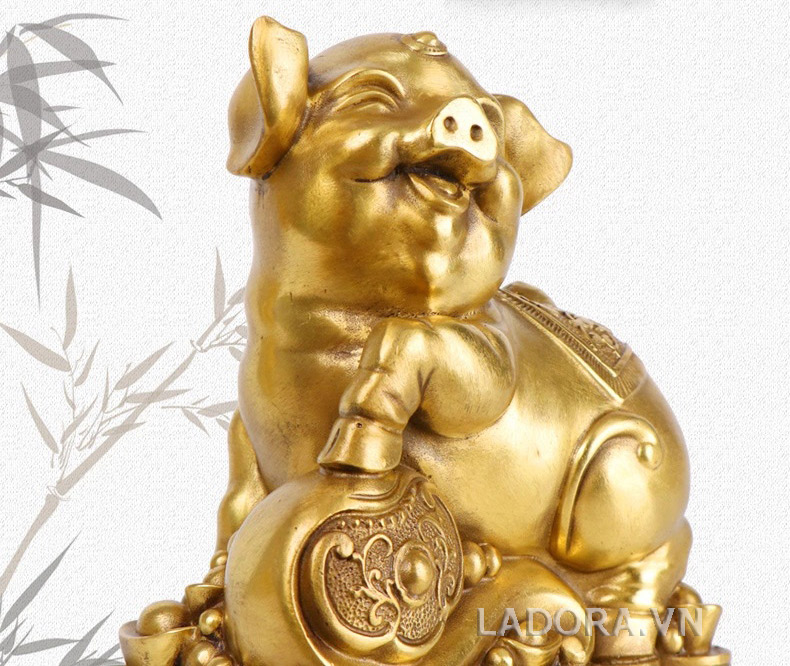 Tượng con lợn tại ladora