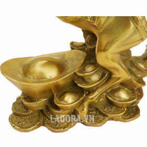 tượng ngựa tại ladora mang đến tài lộc