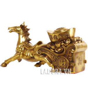 ngựa kéo xe chở tiền tài về cho gia chủ