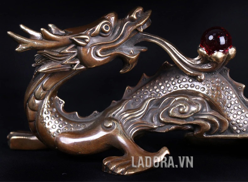 tượng rồng nhả ngọc tại ladora là vật phẩm có ý nghĩa đặc biệt trong phong thủy