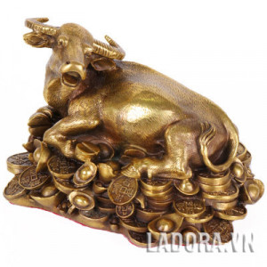 mua tượng trâu bằng đồng hãy đến ladora shop