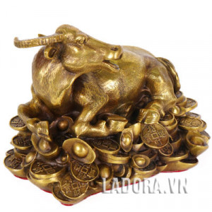 tượng con trâu tài lộc taị ladora.com.vn