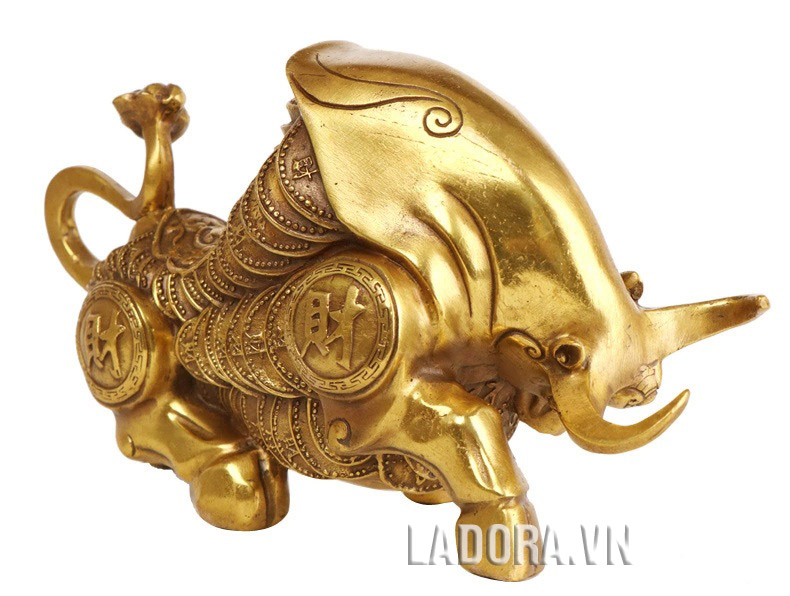 mọi người sẽ rất hài lòng với tượng trâu bằng đồng tại ladora shop