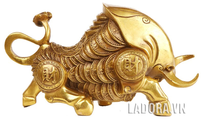 Trâu vàng 9999 đổ bộ thị trường con khủng nhất đúc từ 20kg vàng ròng