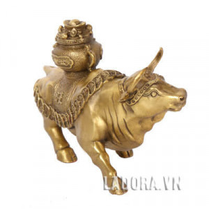 tượng trâu đồng cổ tại ladora shop