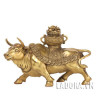 tượng con trâu bằng đồng tại ladora shop