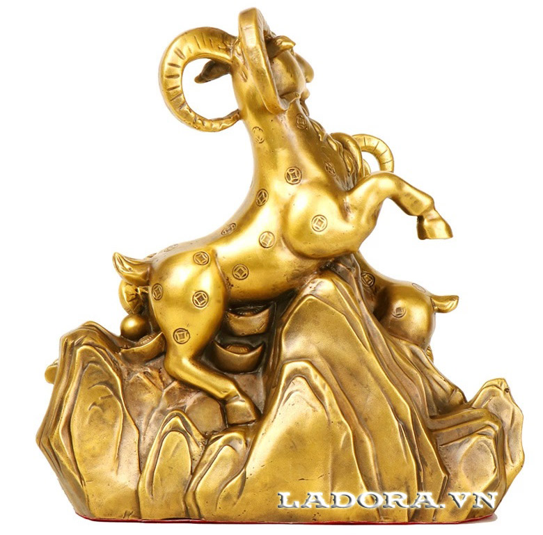Tượng ba chú dê may mắn tại ladora