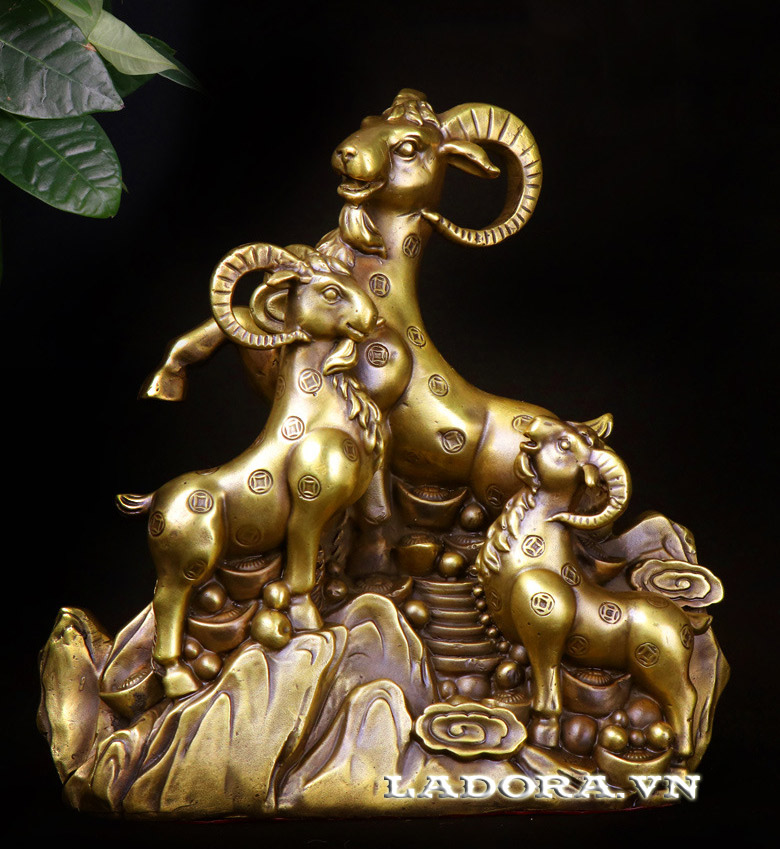 tượng dê làm quà tặng sếp ý nghĩa