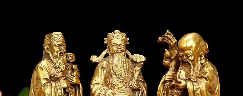 tượng ông Lộc ở giữa