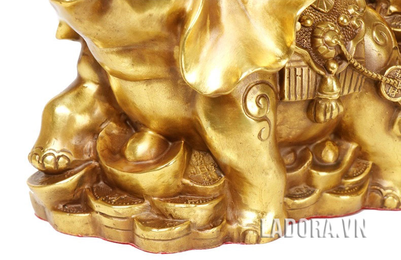 Voi là một con vật linh thiêng - ladora shop