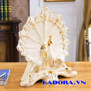 đồ trang trí con chim công gốm sứ tại shop decor ở hà nội ladora