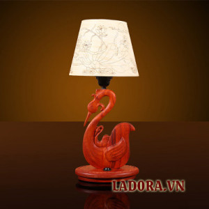 đèn bàn tại shop đồ decor ở hà nội ladora