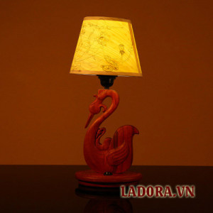 đèn bàn tại shop đồ decor ở hà nội ladora