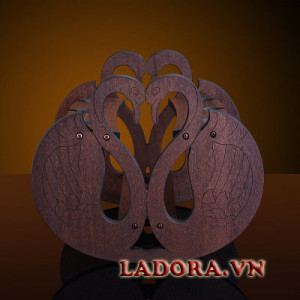 giá treo ly đẹp tại ladora shop bán đồ trang trí nhà đẹp ở hà nội