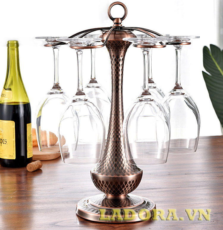 giá treo ly rượu vang tại shop đồ decor trang trí ladora