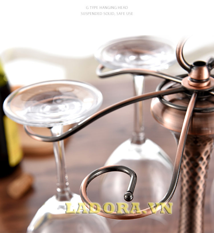 giá treo ly rượu vang tại shop đồ decor trang trí ladora