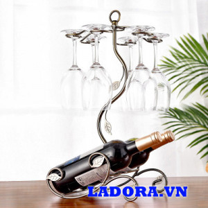 giá treo ly đẹp và tinh tế tại cửa hàng bán đồ nội thất ladora