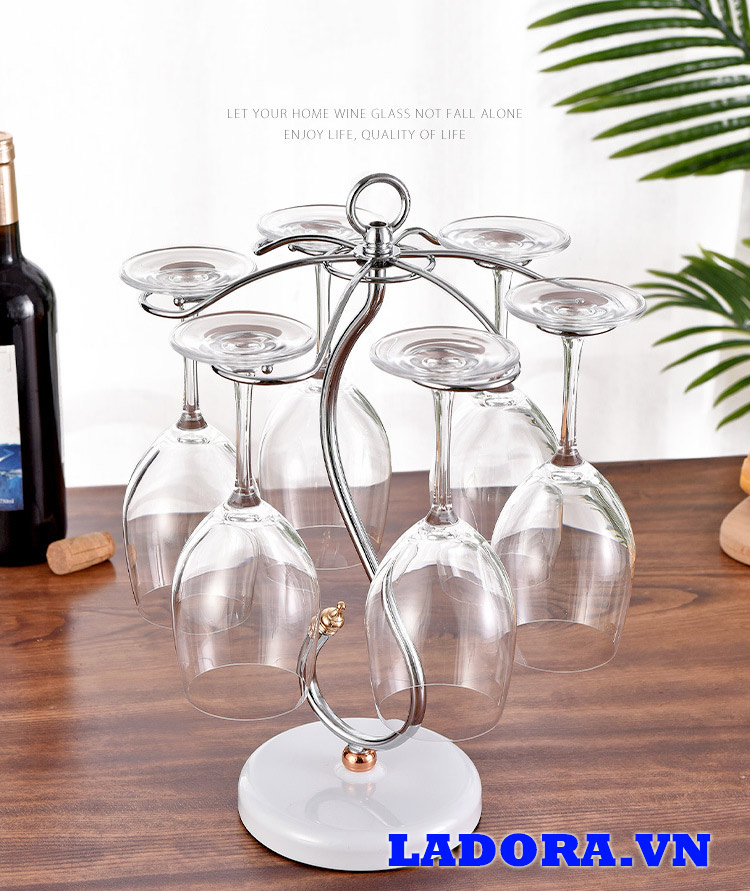 giá treo ly rượu vang đẹp tại shop bán đồ trang trí nhà ladora